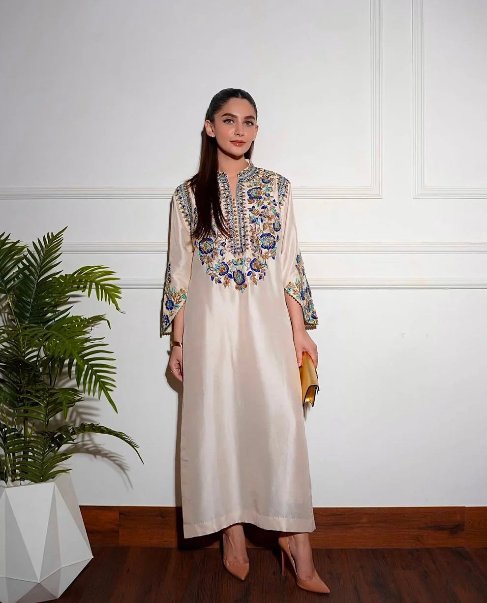 Alizey Saad Raw Silk Hand Embellished 3 Piece Dress