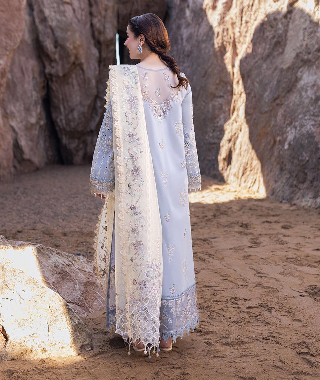Qalamkar Inspired FIRUZE Chikankari Luxury Embroidered Lawn 3 Piece Dress